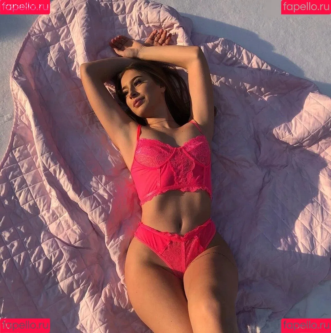 Larissaxra Onlyfans Photo Gallery 
