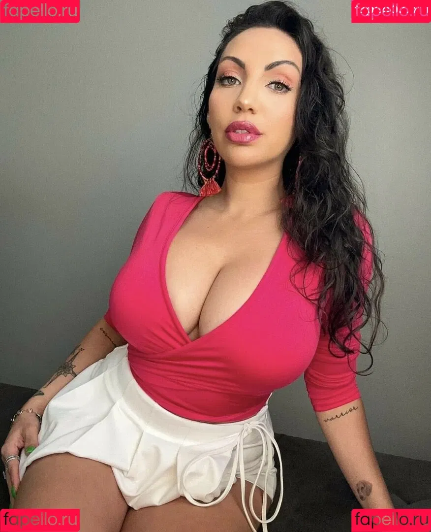 Crueltyfreecurves Onlyfans Photo Gallery 