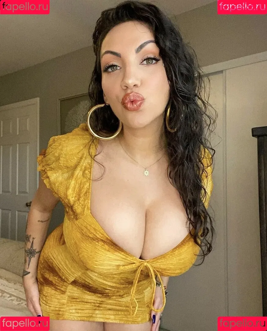 Crueltyfreecurves Onlyfans Photo Gallery 