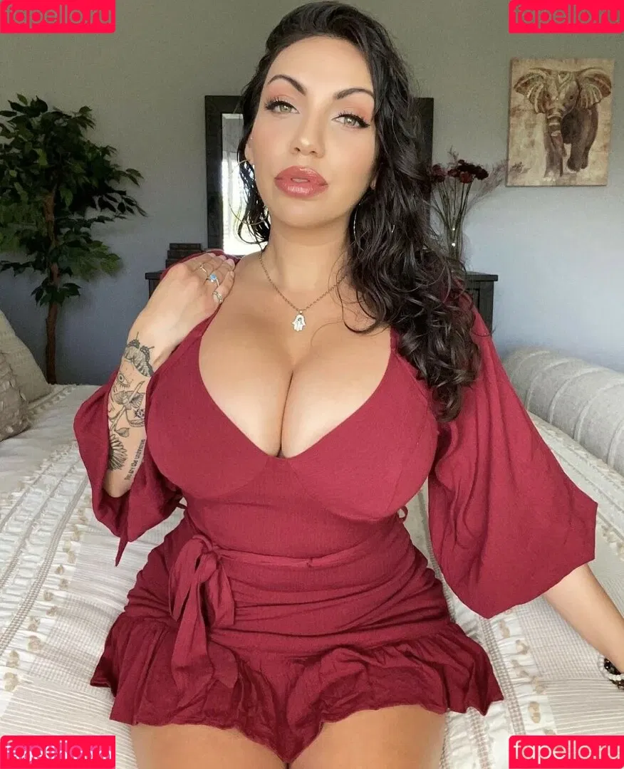 Crueltyfreecurves Onlyfans Photo Gallery 