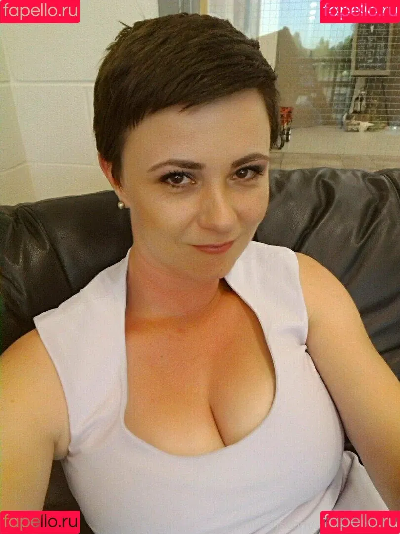 sadiethehunter Onlyfans Photo Gallery 