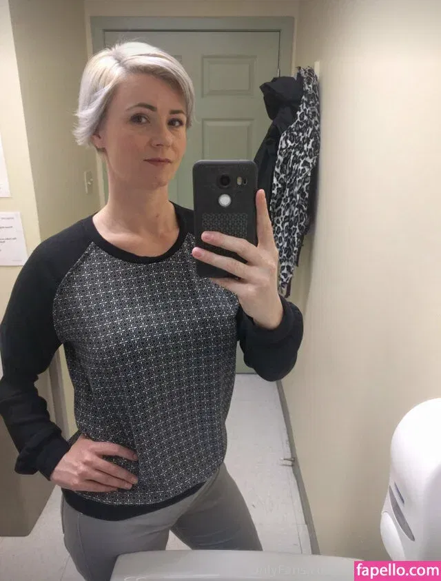 sadiethehunter Onlyfans Photo Gallery 