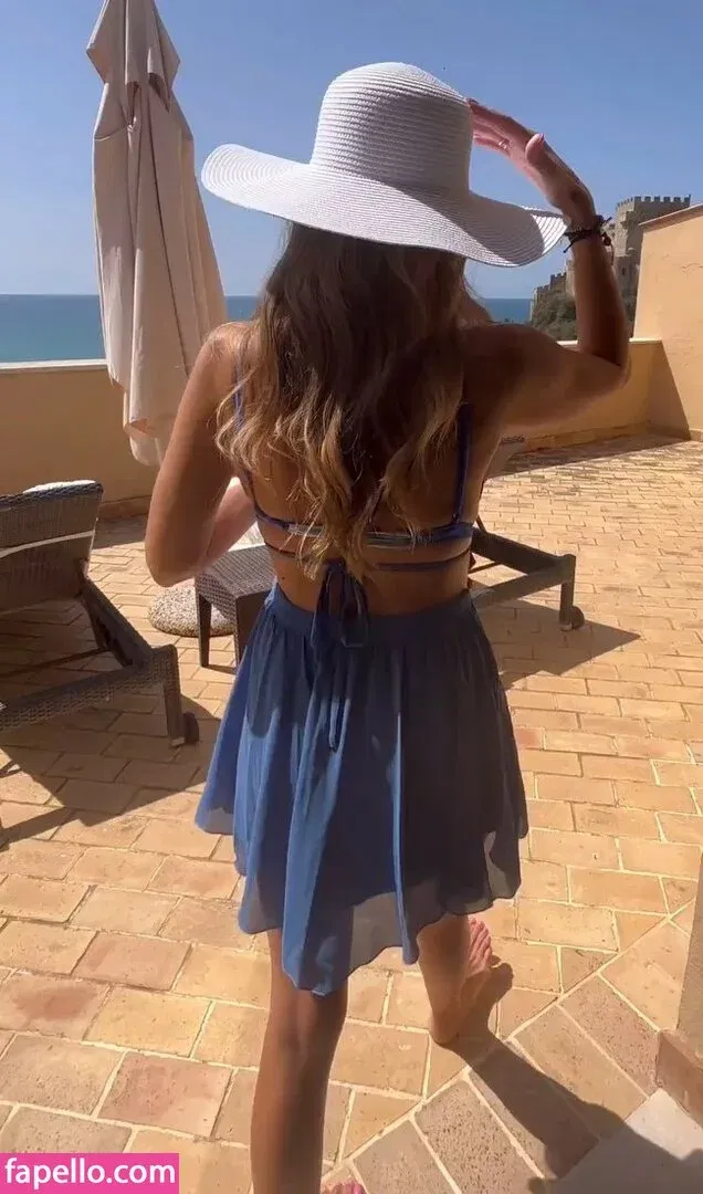 Luana Aterrano Onlyfans Photo Gallery 