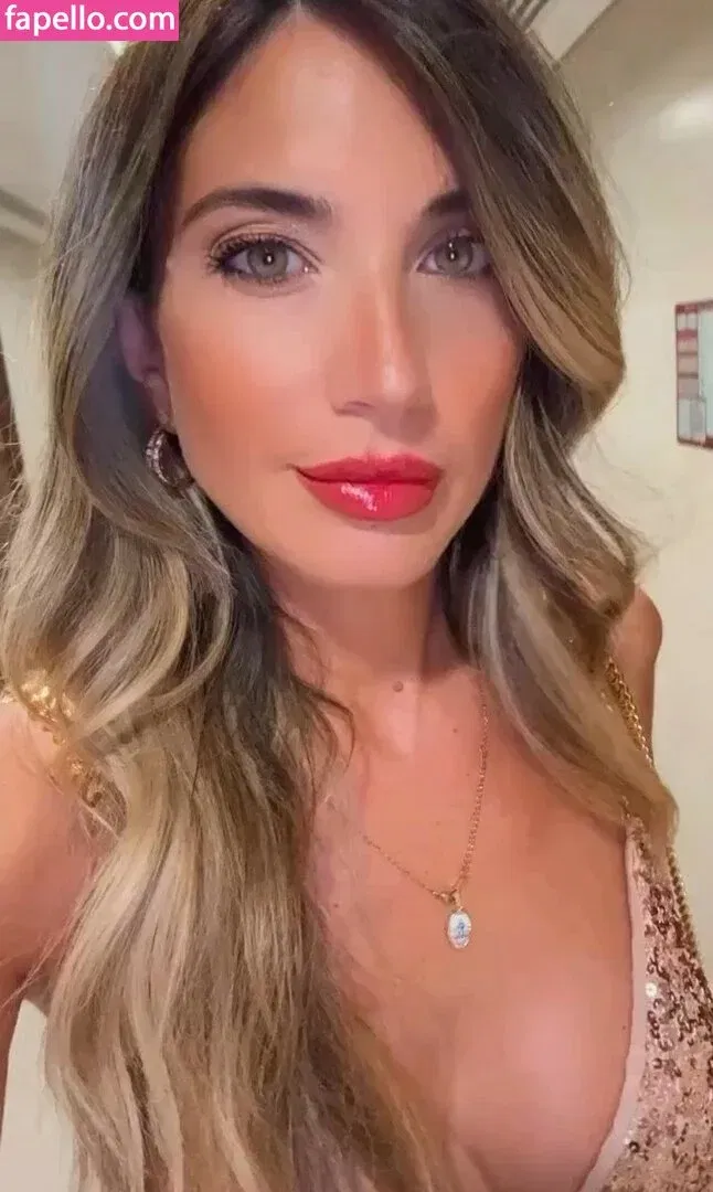 Luana Aterrano Onlyfans Photo Gallery 