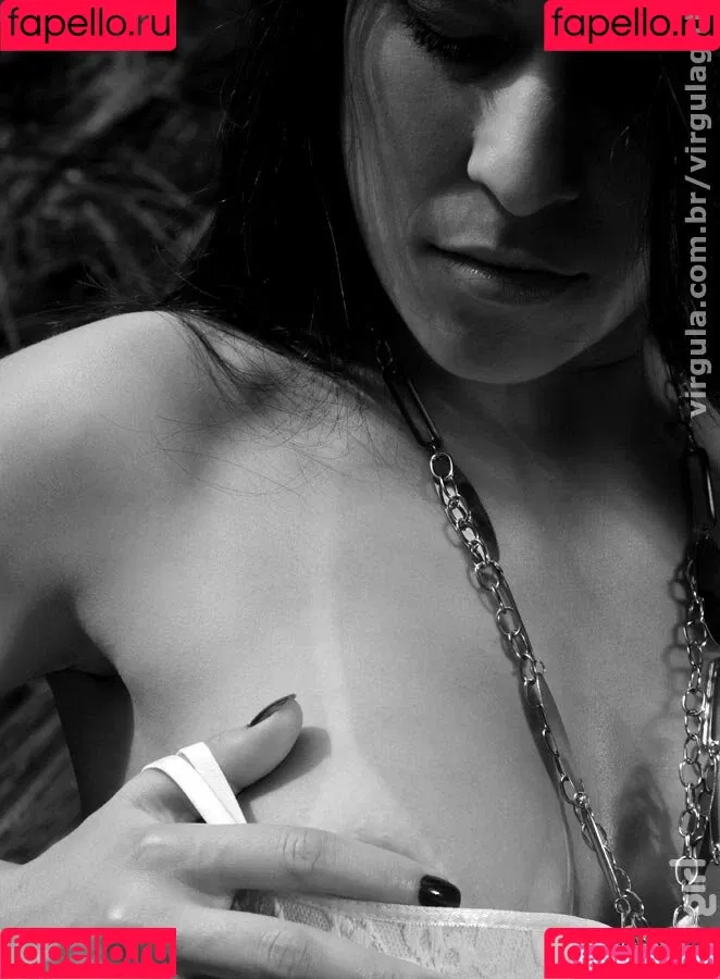 Virgula Girl Onlyfans Photo Gallery 