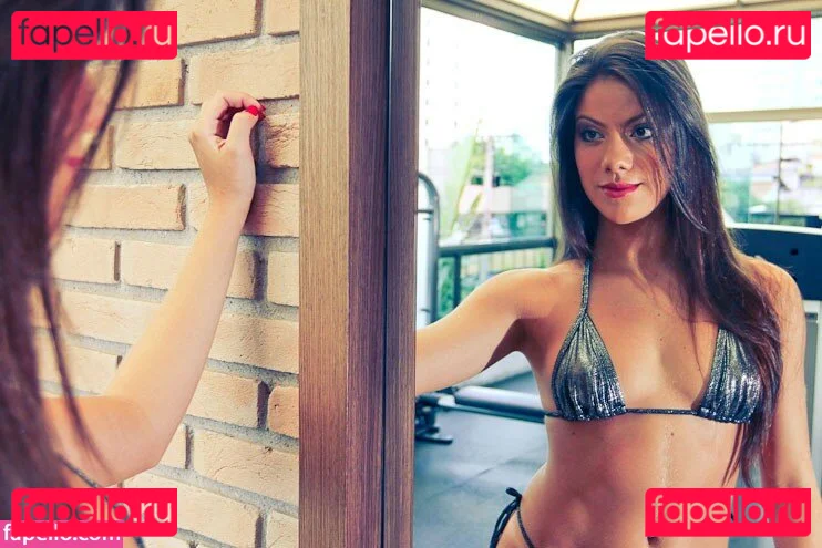 Virgula Girl Onlyfans Photo Gallery 