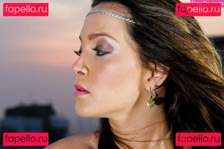 Virgula Girl Onlyfans Photo Gallery 