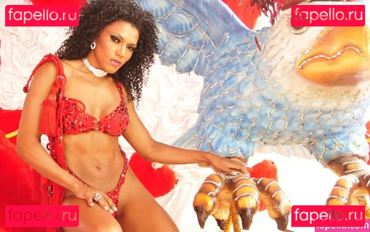 Virgula Girl Onlyfans Photo Gallery 