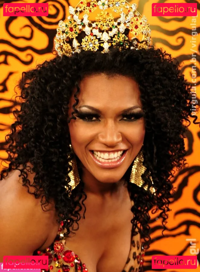 Virgula Girl Onlyfans Photo Gallery 