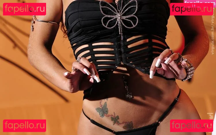 Virgula Girl Onlyfans Photo Gallery 