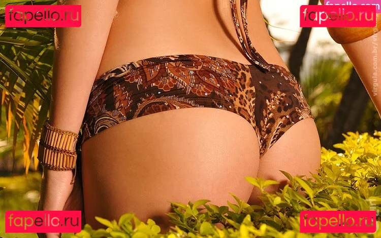 Virgula Girl Onlyfans Photo Gallery 