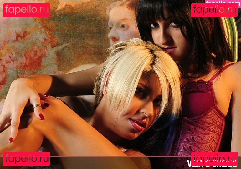 Virgula Girl Onlyfans Photo Gallery 