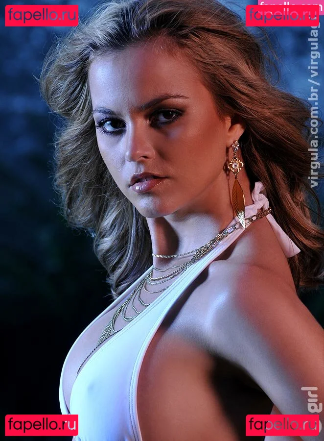 Virgula Girl Onlyfans Photo Gallery 