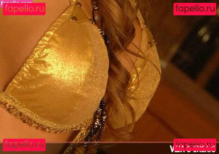 Virgula Girl Onlyfans Photo Gallery 