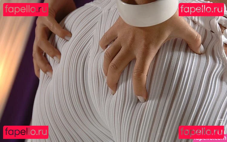 Virgula Girl Onlyfans Photo Gallery 