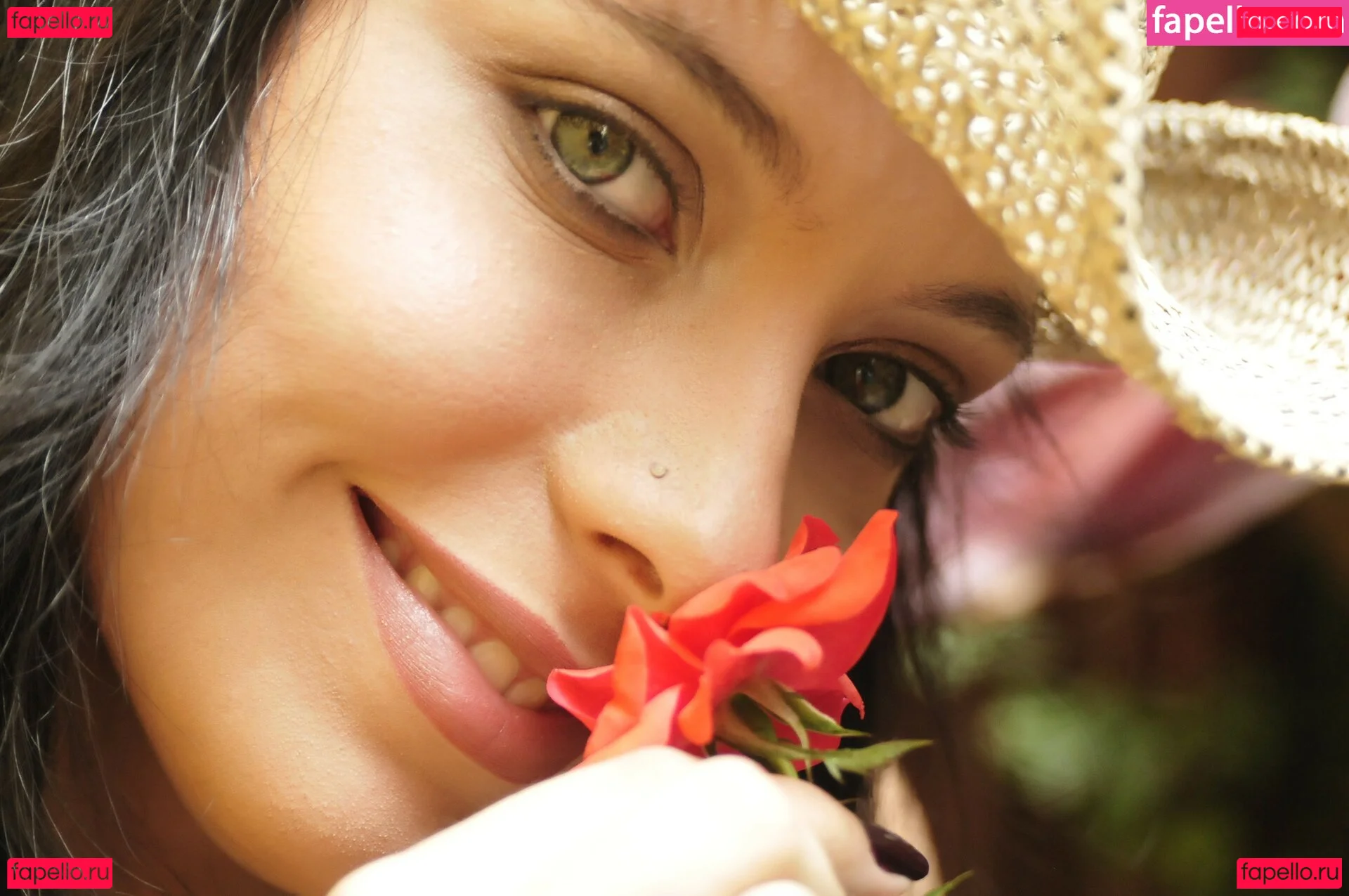 Virgula Girl Onlyfans Photo Gallery 