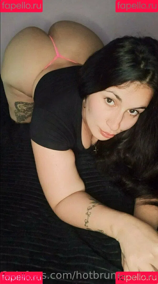 hotbrunettebabe Onlyfans Photo Gallery 