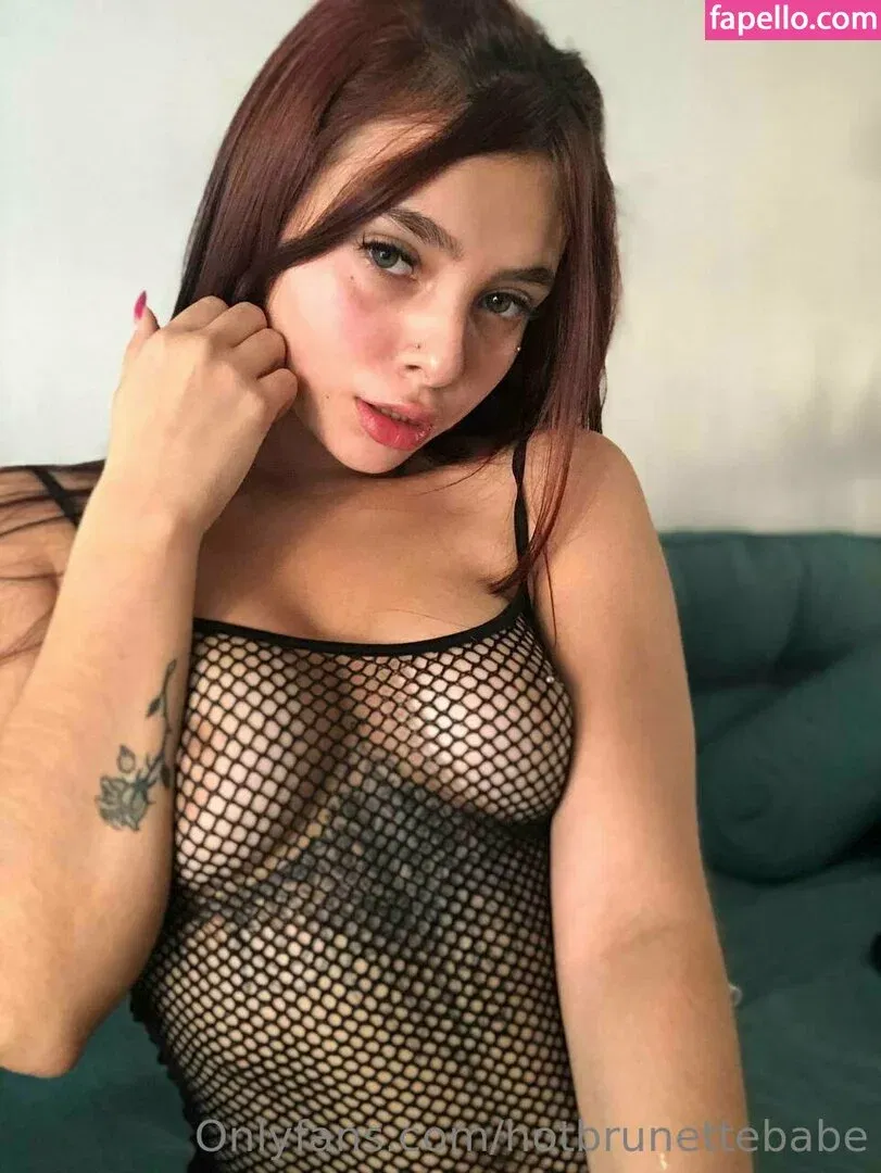 hotbrunettebabe Onlyfans Photo Gallery 