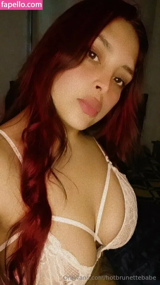 hotbrunettebabe Onlyfans Photo Gallery 