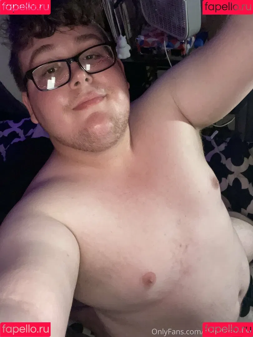 chubbysucker Onlyfans Photo Gallery 