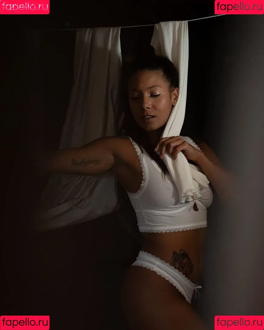 leeshxion Onlyfans Photo Gallery 