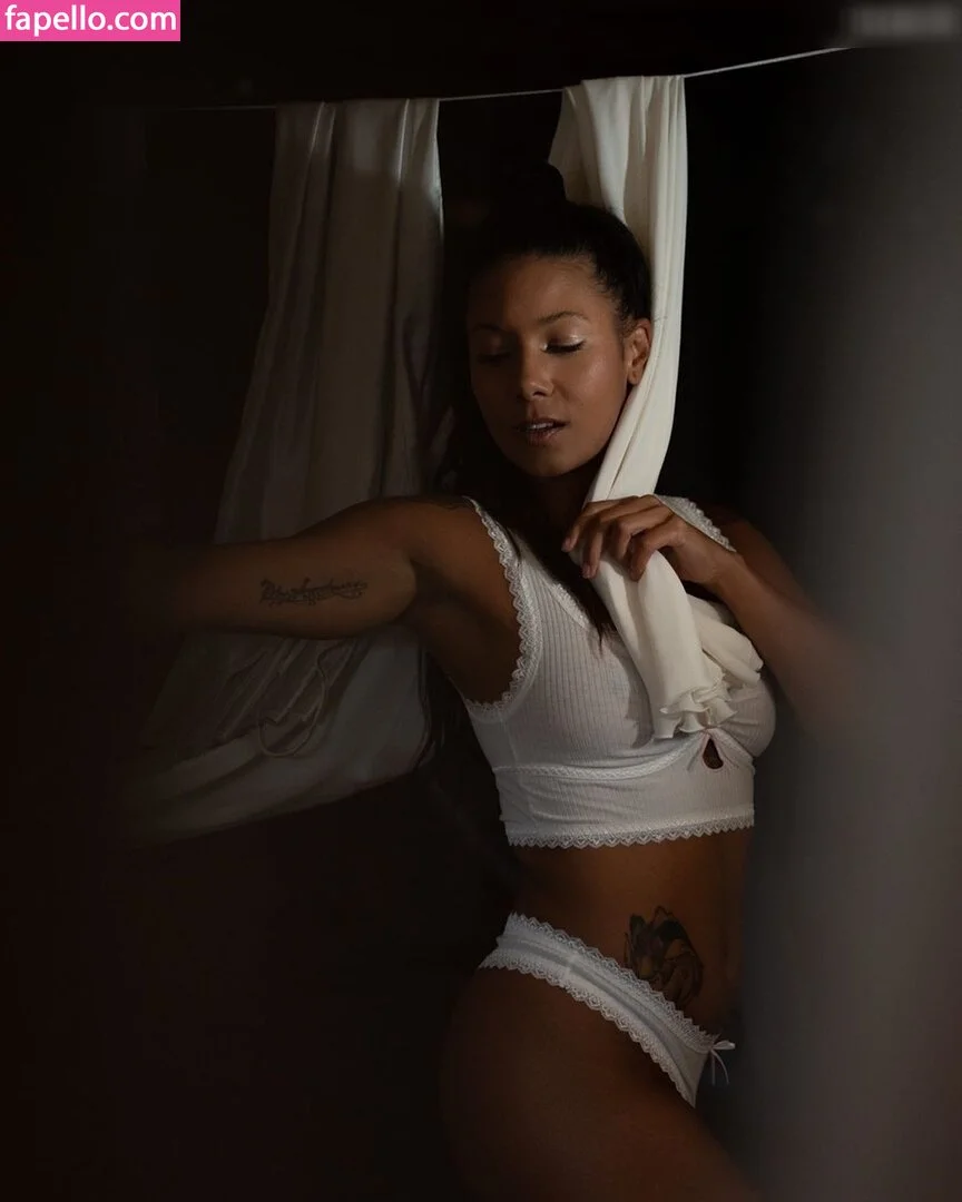 leeshxion Onlyfans Photo Gallery 