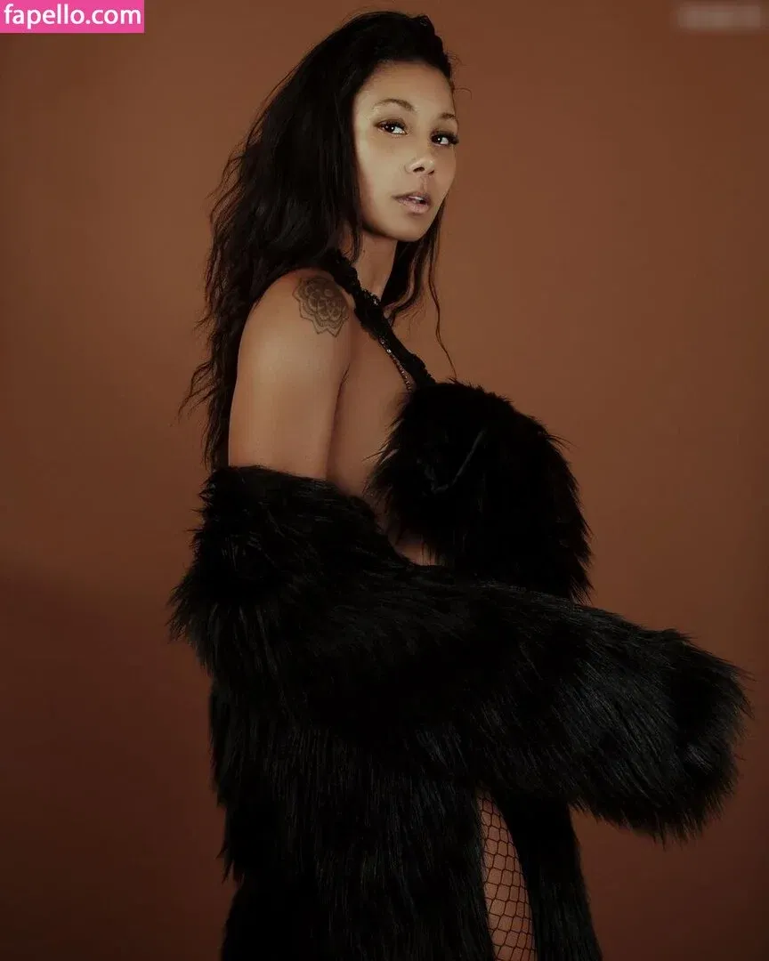 leeshxion Onlyfans Photo Gallery 