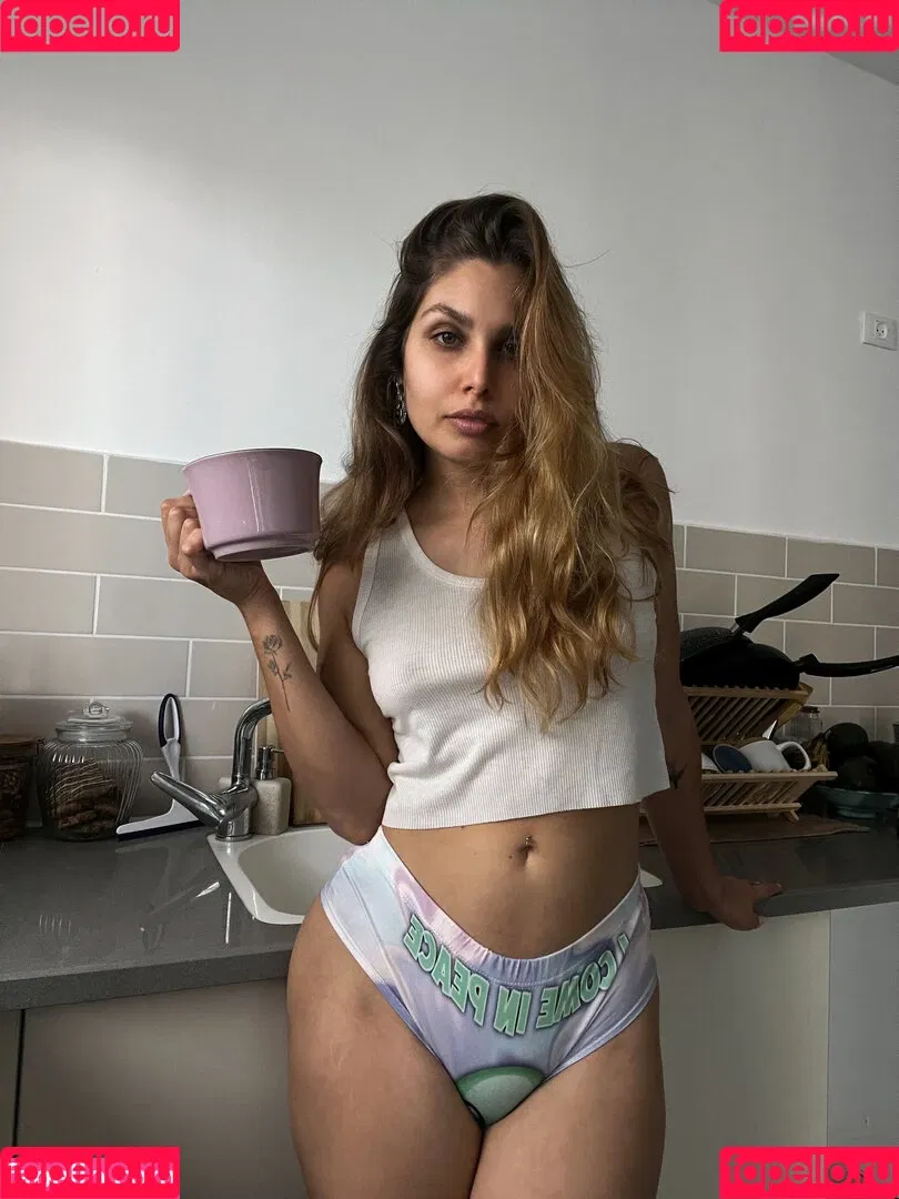 Maayan Oz Onlyfans Photo Gallery 