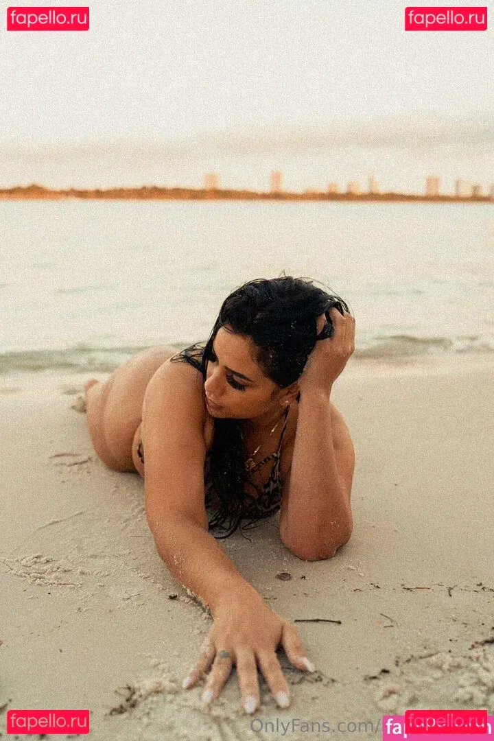 Leticia Silva Onlyfans Photo Gallery 