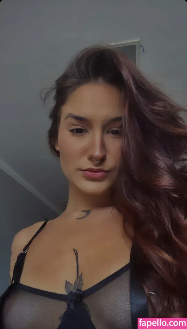 becalansky Onlyfans Photo Gallery 