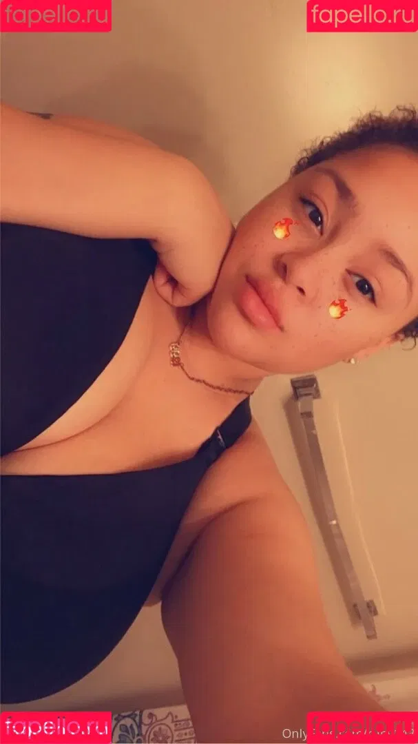lilnikkirena Onlyfans Photo Gallery 