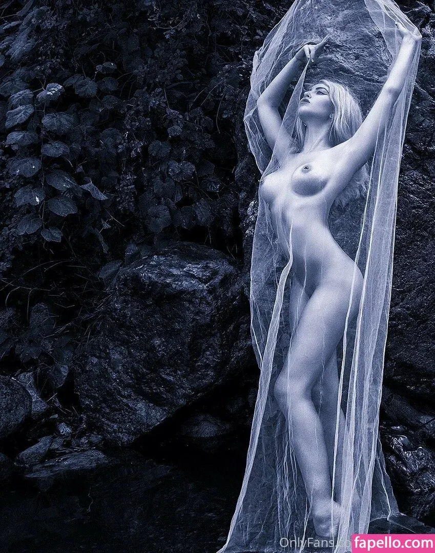 modeljenn Onlyfans Photo Gallery 