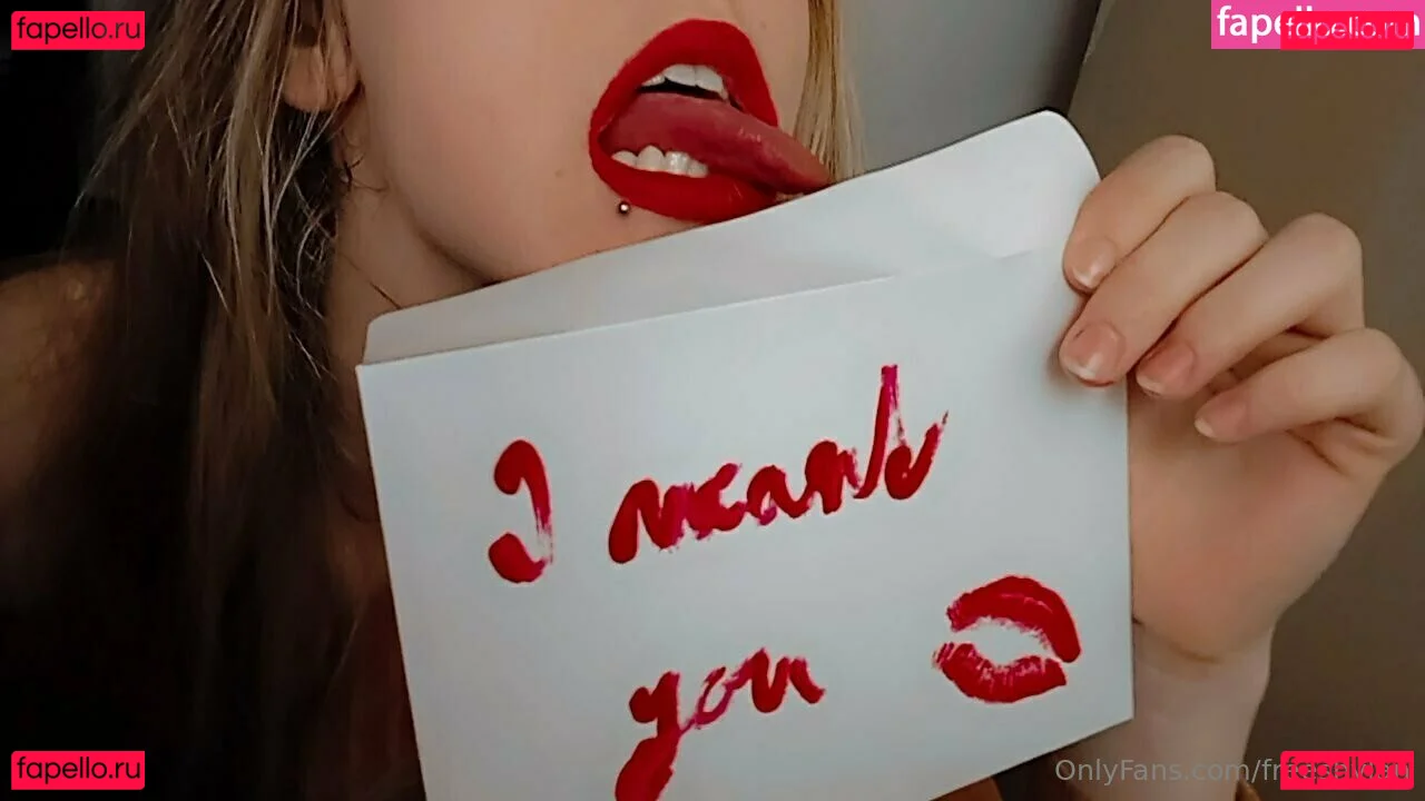 freekikihelen Onlyfans Photo Gallery 