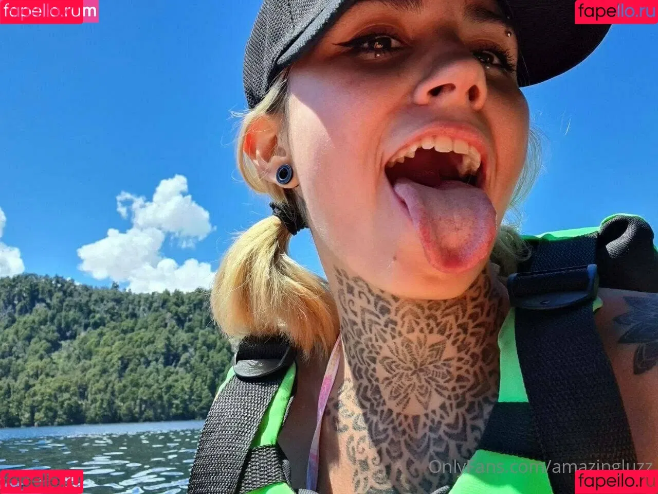 littleluzz Onlyfans Photo Gallery 