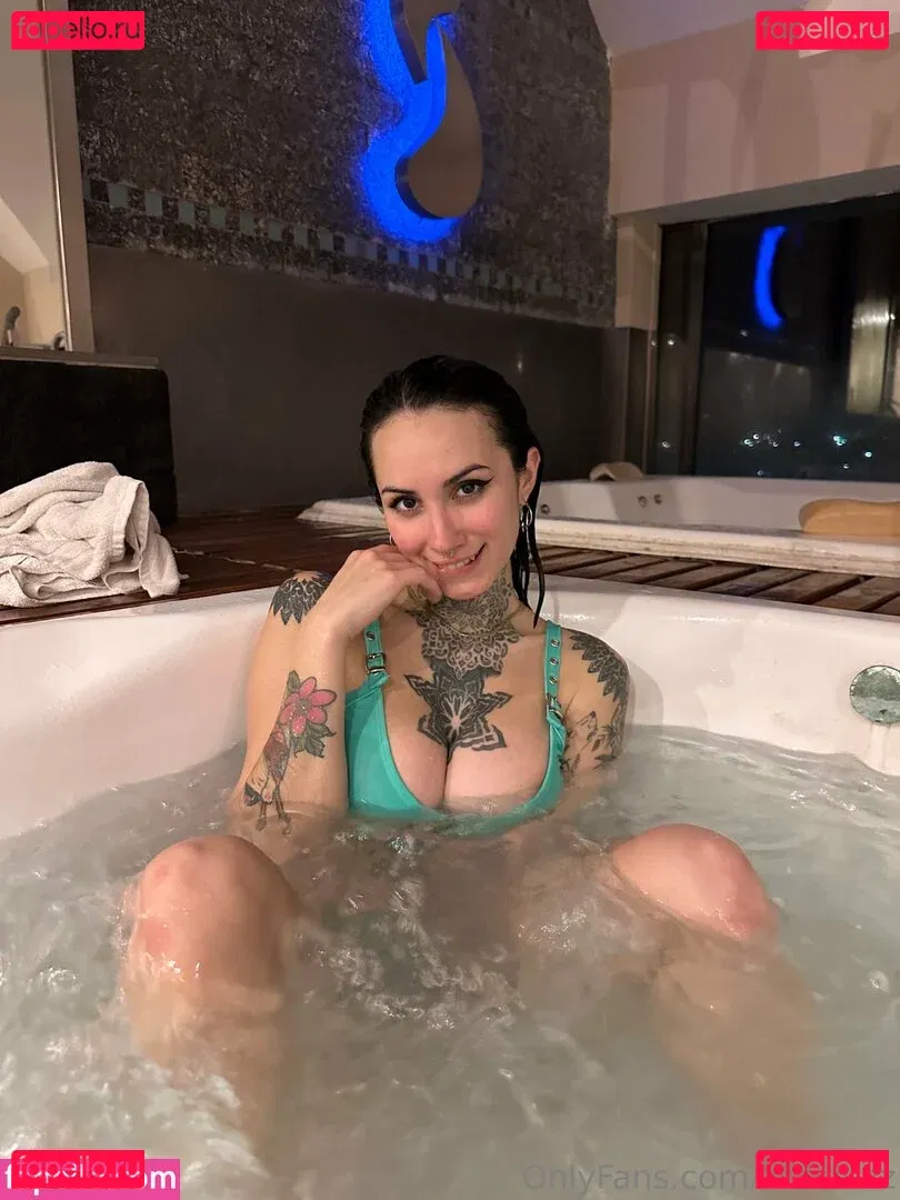 littleluzz Onlyfans Photo Gallery 