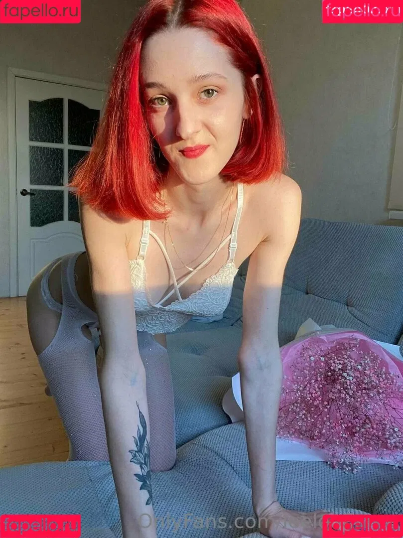 leelooflame Onlyfans Photo Gallery 