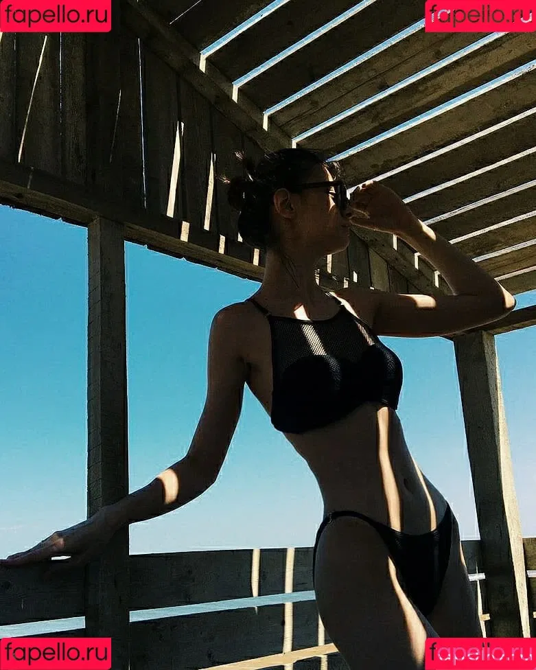 medina.axunbeyli Onlyfans Photo Gallery 