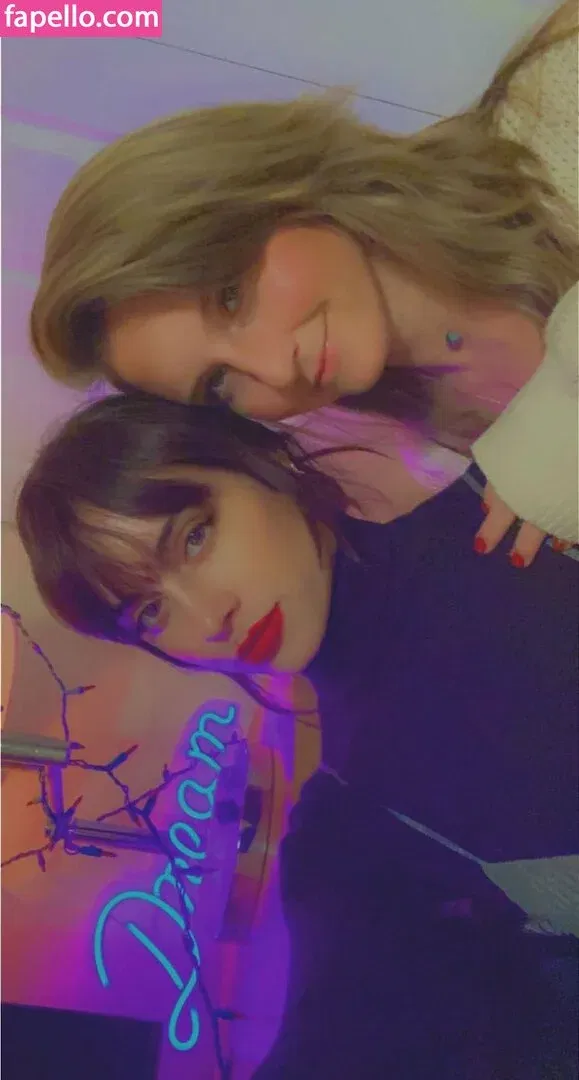 galacticgypsy28 Onlyfans Photo Gallery 