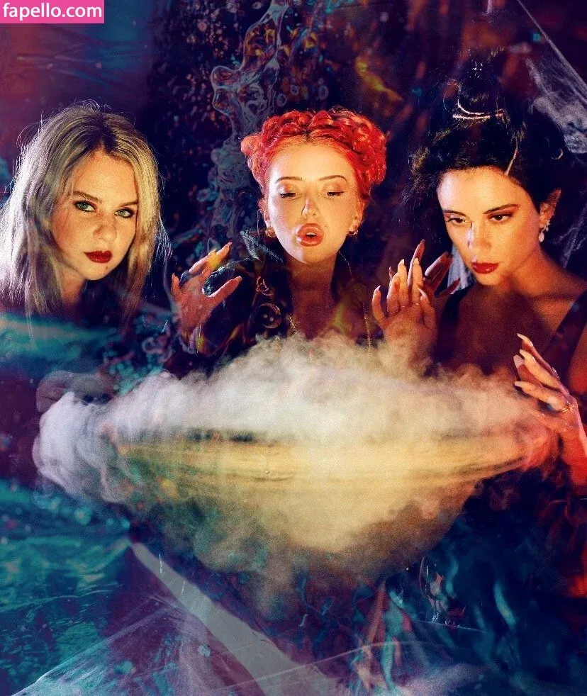 galacticgypsy28 Onlyfans Photo Gallery 