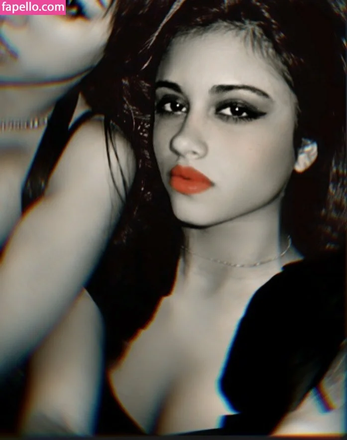 galacticgypsy28 Onlyfans Photo Gallery 