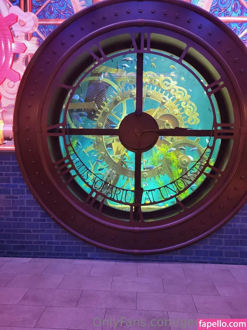 geekikitten Onlyfans Photo Gallery 