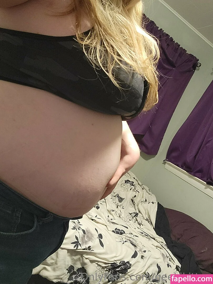 geekikitten Onlyfans Photo Gallery 