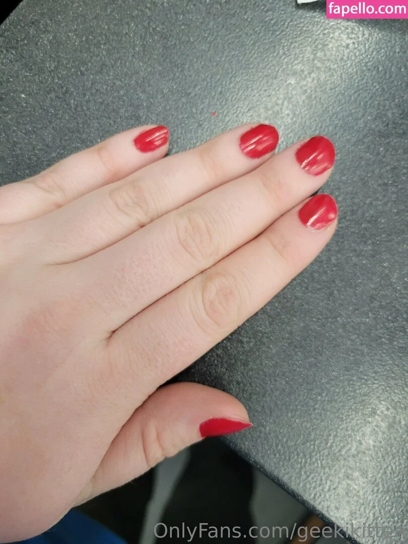 geekikitten Onlyfans Photo Gallery 