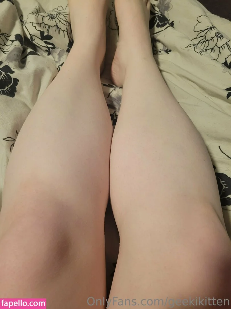 geekikitten Onlyfans Photo Gallery 