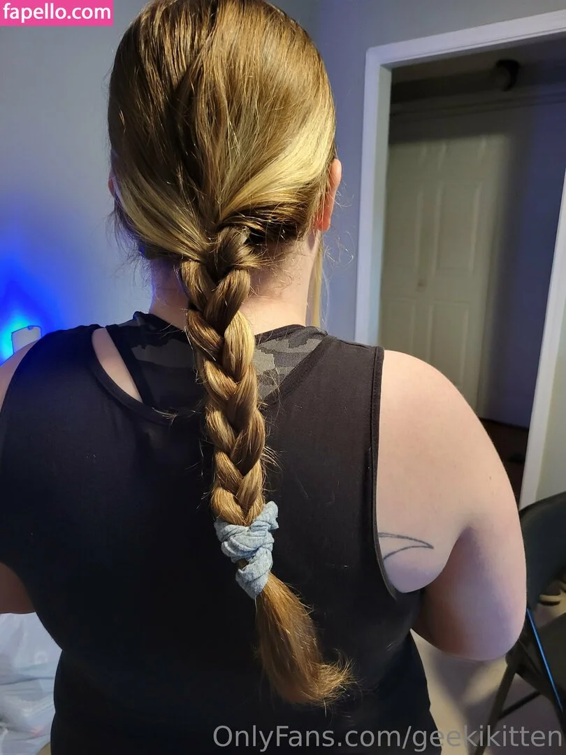 geekikitten Onlyfans Photo Gallery 