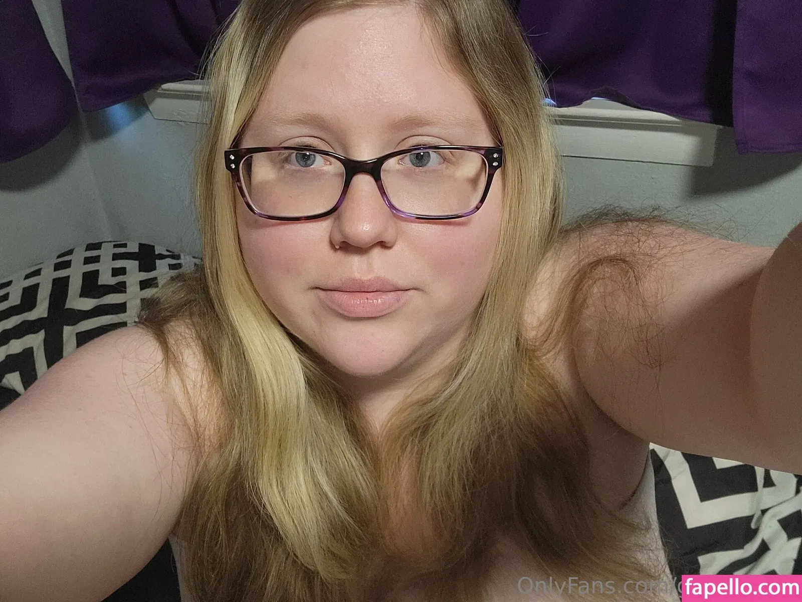 geekikitten Onlyfans Photo Gallery 