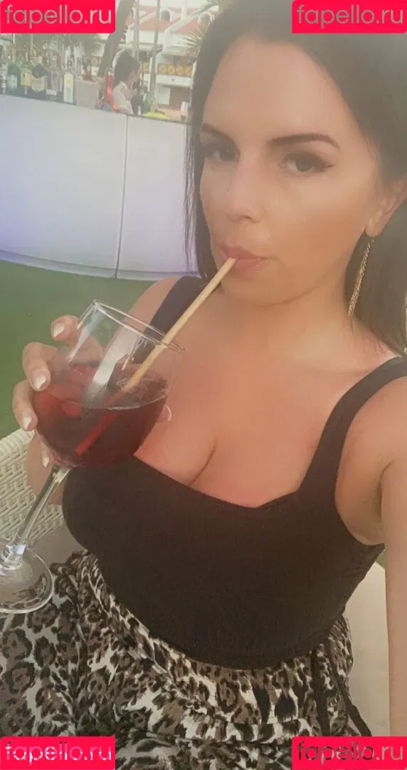 Goddess Alexi Onlyfans Photo Gallery 