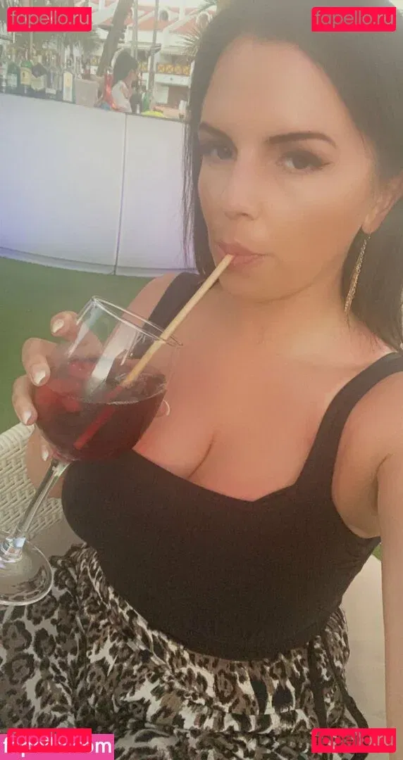 Goddess Alexi Onlyfans Photo Gallery 