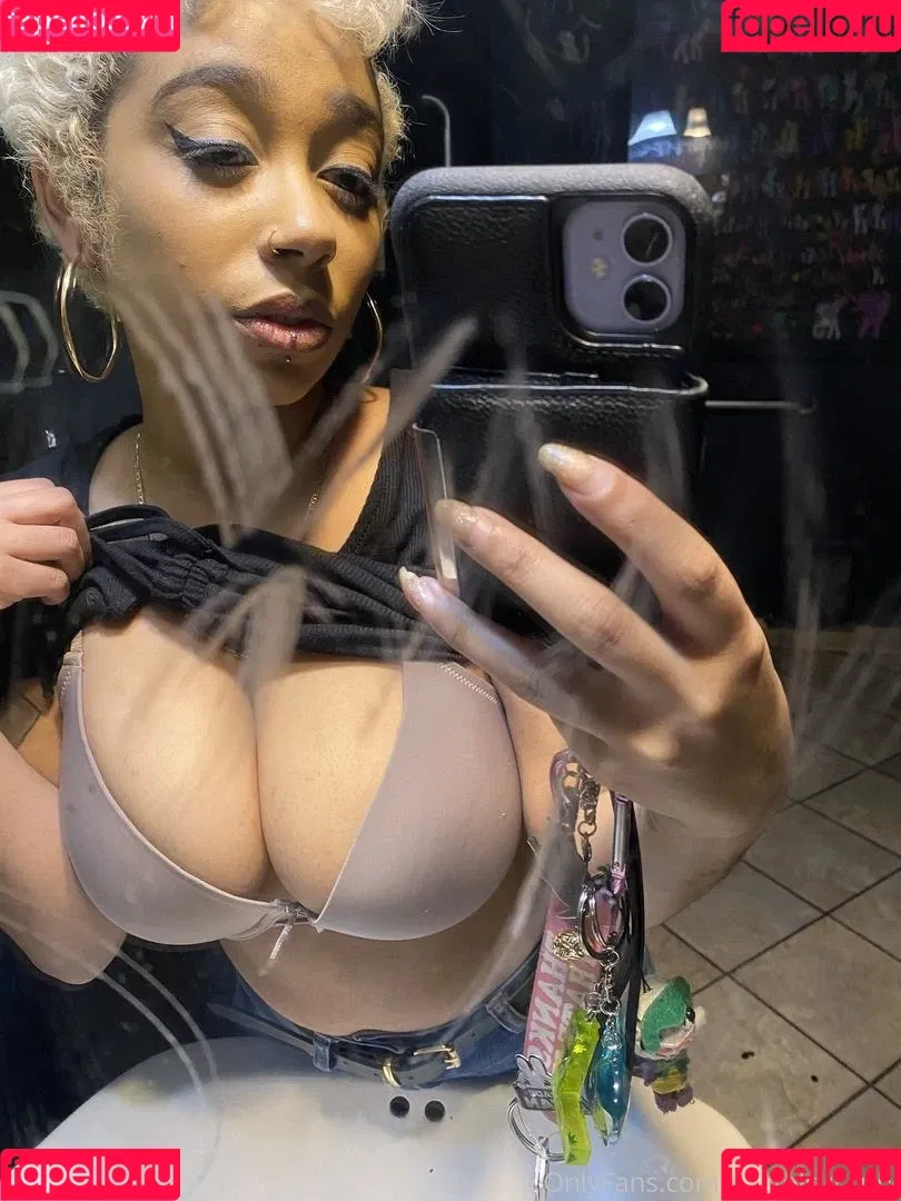 mujerfatal Onlyfans Photo Gallery 