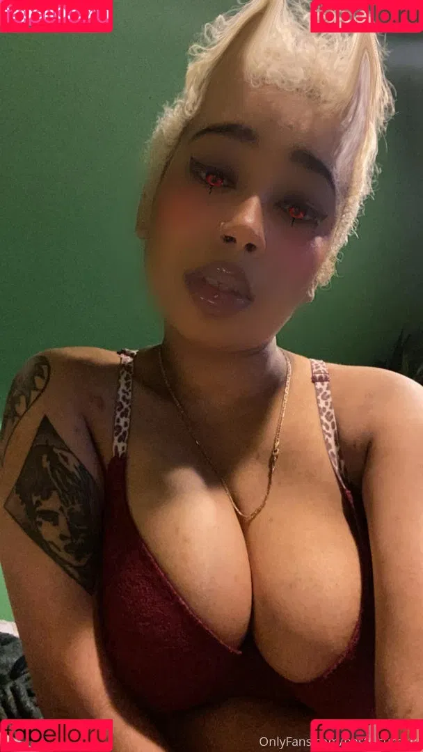 mujerfatal Onlyfans Photo Gallery 